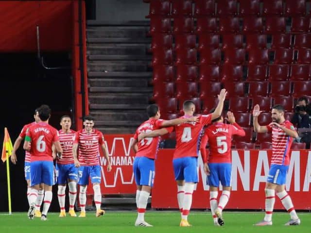 Soi kèo bóng đá Omonia Nicosia vs Granada, 6/11/2020 - Europa League