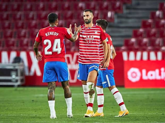 Soi kèo bóng đá Athletic Bilbao vs Granada, 8/03/2021 - La Liga