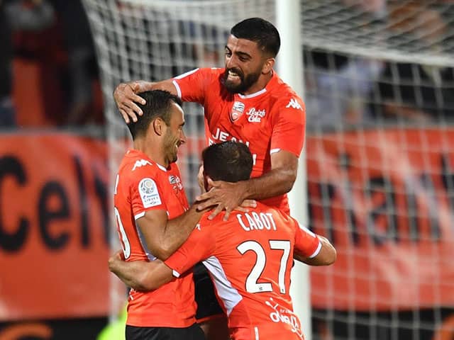 Soi kèo bóng đá Lorient vs Brest, 4/04/2021 - Ligue 1