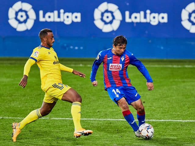 Soi kèo bóng đá Cadiz vs Eibar, 7/03/2021 - La Liga