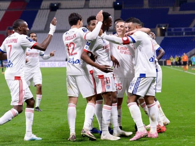 Soi kèo bóng đá Nantes vs Lyon, 19/04/2021 - Ligue 1