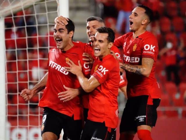 Soi kèo bóng đá Mallorca vs Betis, 15/08/2020 - La Liga