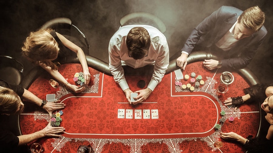 Vài điều nên tìm hiểu trước khi chơi poker trực tuyến