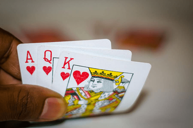 Ba thứ cản trở thành công trong Poker trực tuyến